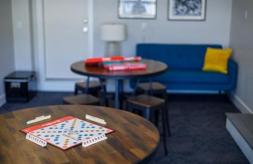 Ashwaubenon House | Gold Getaway by Simple Life Rentals