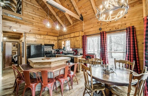 Dahlonega Cabin | Gold Mine Cabin - 3mins to Wolf Mnt Winery