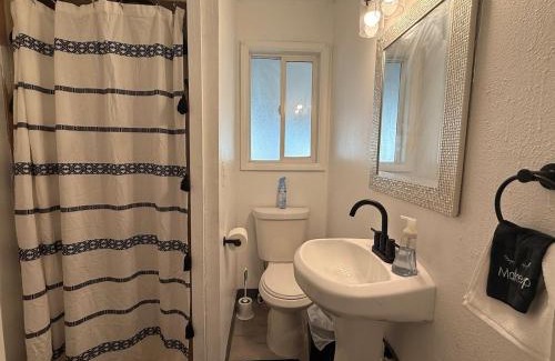 Caldwell House | Golden Acres in Calming Caldwell