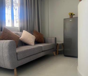 Calle 26 Apartment | Golden Airport Connection Hotel