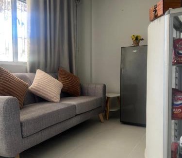 Calle 26 Apartment | Golden Airport Connection Hotel