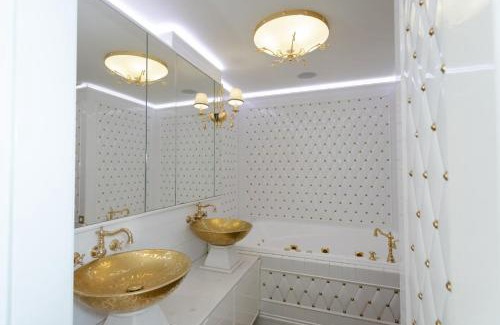 Dobrovelychkivka Apartment | Golden Apartments of Arcadia