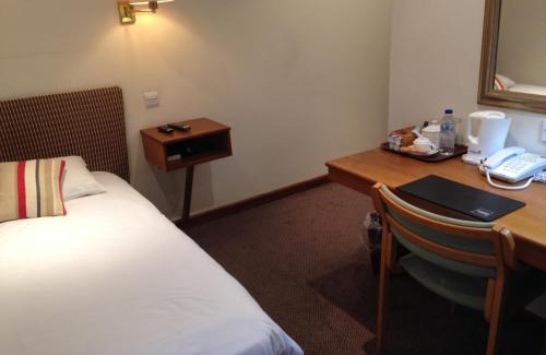 Easenhall Hotel | Golden Lion Hotel