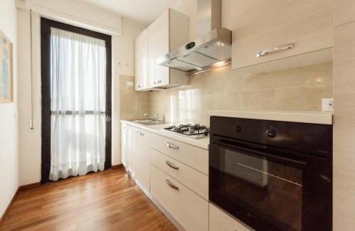Marina di Pietrasanta Apartment | GOLDEN LUXE - Royal Sea View Private Parking