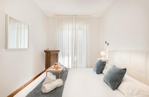 Marina di Pietrasanta Apartment | GOLDEN LUXE - Private Garden 3 Bedrooms and Parking
