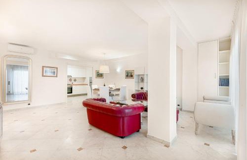 Marina di Pietrasanta Apartment | GOLDEN LUXE - Private Garden 3 Bedrooms and Parking