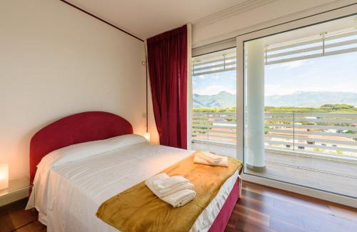 Lido di Camaiore Apartment | Golden Luxe - Panoramic Penthouse Rooftop whit Pool