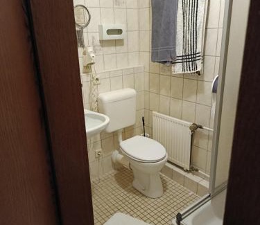 Langenzenn House | Golden Rangau Hotel & Pension