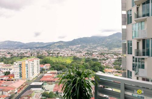 Mata Redonda Apartment | Golden Room Secrt Sabana AC