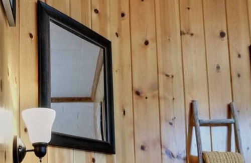 June Lake House | Golden Trout Two-Bedroom Suite (Unit 5) at Lake Front Cabins