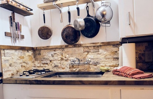 June Lake House | Golden Trout Two-Bedroom Suite (Unit 5) at Lake Front Cabins