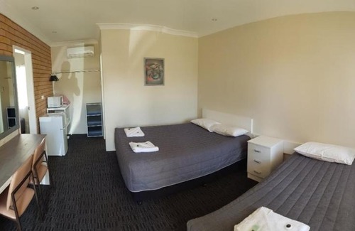 Blayney Hotel | Goldfields Motel