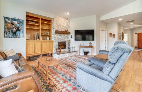 Whitehawk House | Golf and Mountain Views - Retreat in Clio