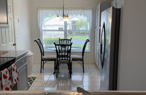 The Villages House | GOLF CART UPDATED HOUSE WITH LARGE LANAI, BBQ GRILL, CENTRAL LOCATION