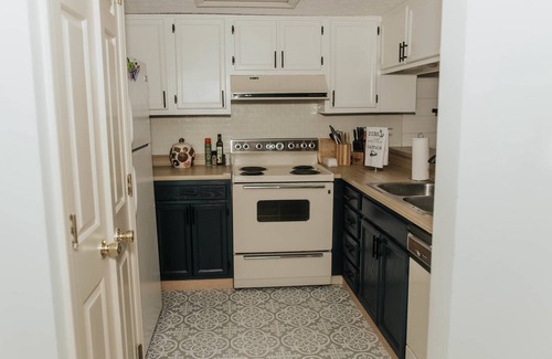 Avoca Condo | Golf Course | 2 Private Decks | Lake Monroe