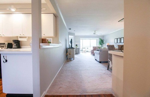 Braden River Condo | Golf course views - 2/2 condo - Palm Aire Paradise