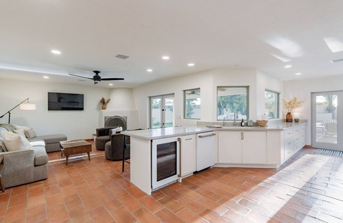 Raskin Estates House | Golf, Pool and Fun at Pueblo Retreat Near WM Open