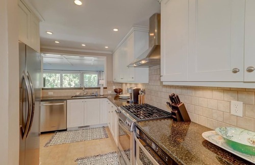 Isle of Palms House | Golf View, Pool, Pickleball, Stocked kitchen - 52 Fairway Dunes