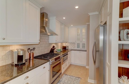 Isle of Palms House | Golf View, Pool, Pickleball, Stocked kitchen - 52 Fairway Dunes