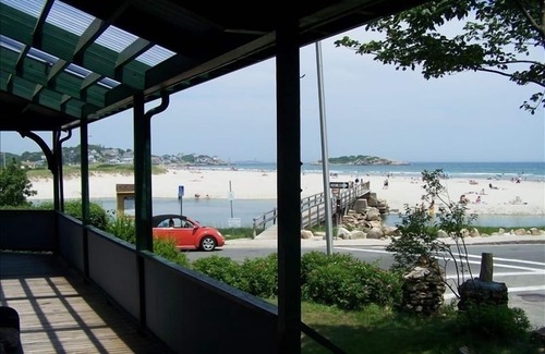 Gloucester House | Good Harbor Beachfront at the Footbridge