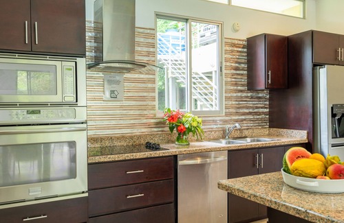 Valle Pura Vida House | Good Times and Tan Lines, Heart of Manuel Antonio, 3bd