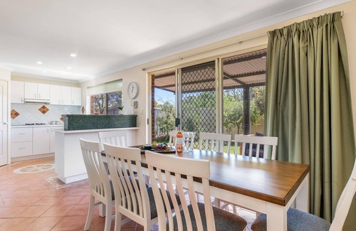 Falcon House | Good Vibes Falcon Bay