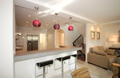 San Pedro de Alcantara House | Gorgeous, super spacious house in Puerto Banus, just a short stroll to the beach