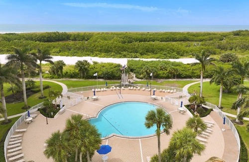 Marco Island Condo | Gorgeous 17th fl sunsets @ South Seas 2BR/2BA NEW mattresses updated furnishings