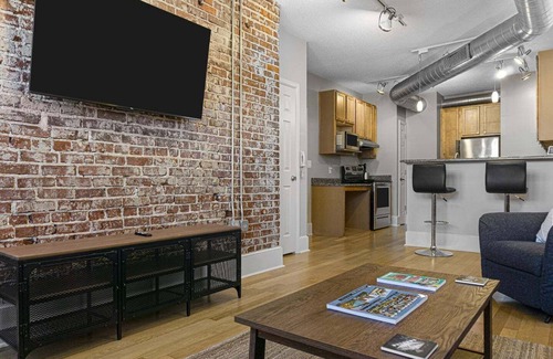South Main Historic District Condo | Gorgeous 2BR downtown condo near EVERYTHING!