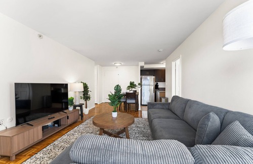 Brookline Apartment | Gorgeous 2BR Next to BU 4773