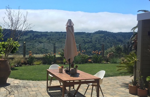 Highlands-Baywood Park House | Gorgeous 4 bd, 3 bath House w/stunning View