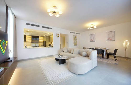 Al Hamriya Villa | Gorgeous 4B maid's private beach