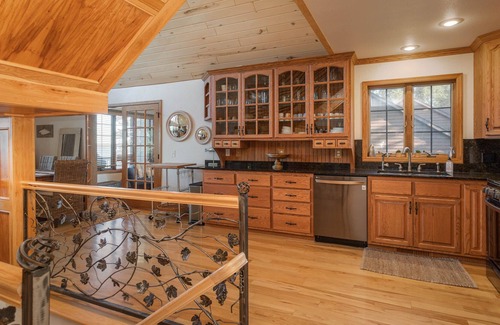Alexandria Cabin | Gorgeous 5 BR A-Frame - Lake Ida