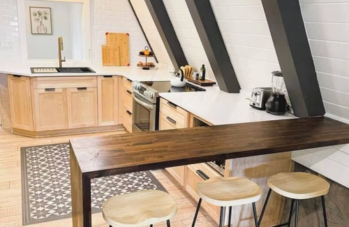 Rosa House | Gorgeous A Frame on 18 private acres.