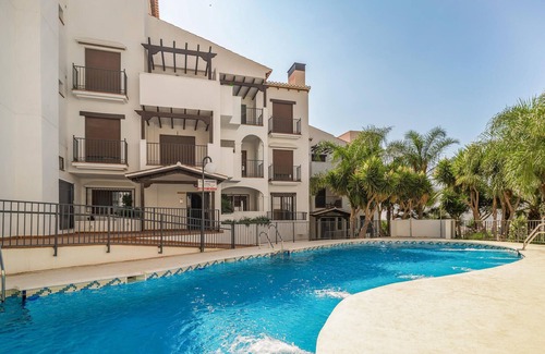 Itrabo Apartment | Gorgeous apartment in Itrabo with WiFi