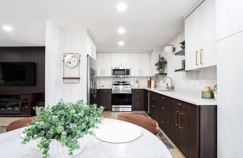 Rexburg Condo | GORGEOUS Autumn Arbor Condo - 2 Blks BYUI, 2 Car Garage, 2 Bed, 2 Bath, Office