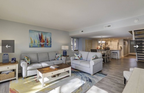 Shipyard Plantation House | Gorgeous Completely Renovated Townhouse - pool, beach, golf, pickleball, tennis