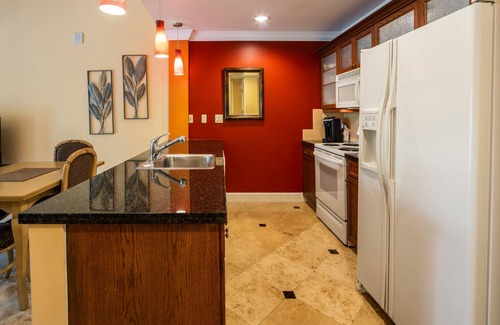 Lake Las Vegas Condo | Gorgeous condo, super comfy, with view of the pool in Lake Las Vegas Village.