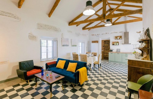 Villanueva del Rio y Minas House | Gorgeous home in Villanueva del Rio y M