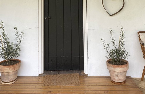 Garfield North Cottage | Gorgeous Historic Rustic Cottage