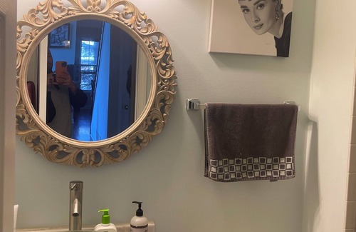 Grayslake House | Gorgeous Home in a Quiet Neighborhood in Grayslake