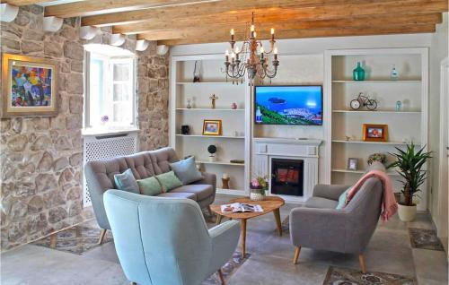 Cavtat House | Gorgeous Home In Cavtat With Wifi