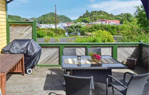 Farsund House | Gorgeous Home In Farsund With Kitchen
