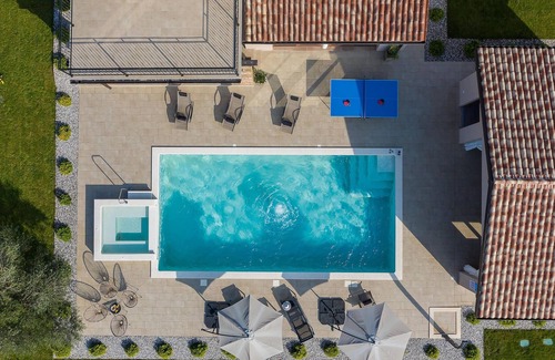 Loborika House | Gorgeous home in Marcana