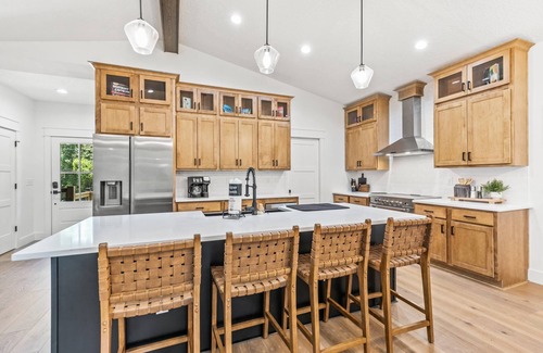 Middleburg House | Gorgeous Home on the Black Creek