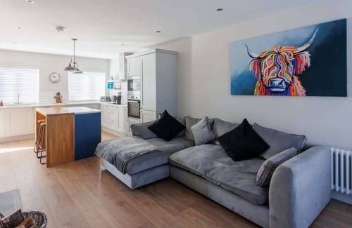 Cultra House | Gorgeous, luxury property in Holywood Sleeps 6