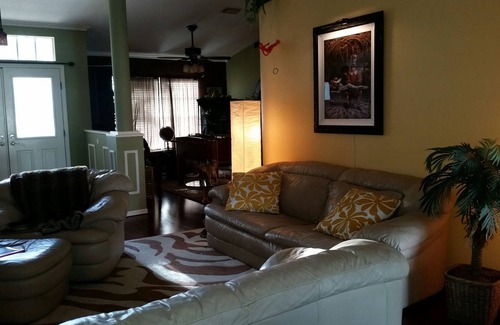 East Lake House | GORGEOUS Lakefront Pool Home with 2 Hole Putting Green, Sleeps 10 RESORT STYLE