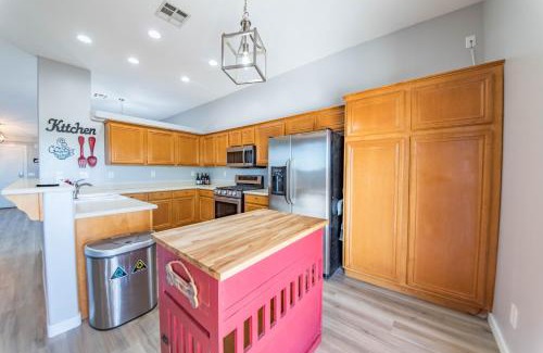 North Las Vegas House | Gorgeous Las Vegas home with RV parking