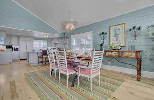 Charleston County House | Gorgeous oceanfront home with private beach access