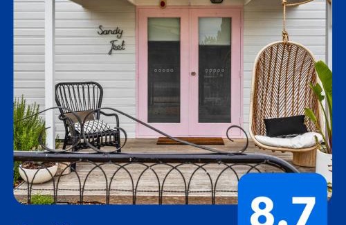 Victor Harbor House | Gorgeous Renovated Cottage in Heart of Victor